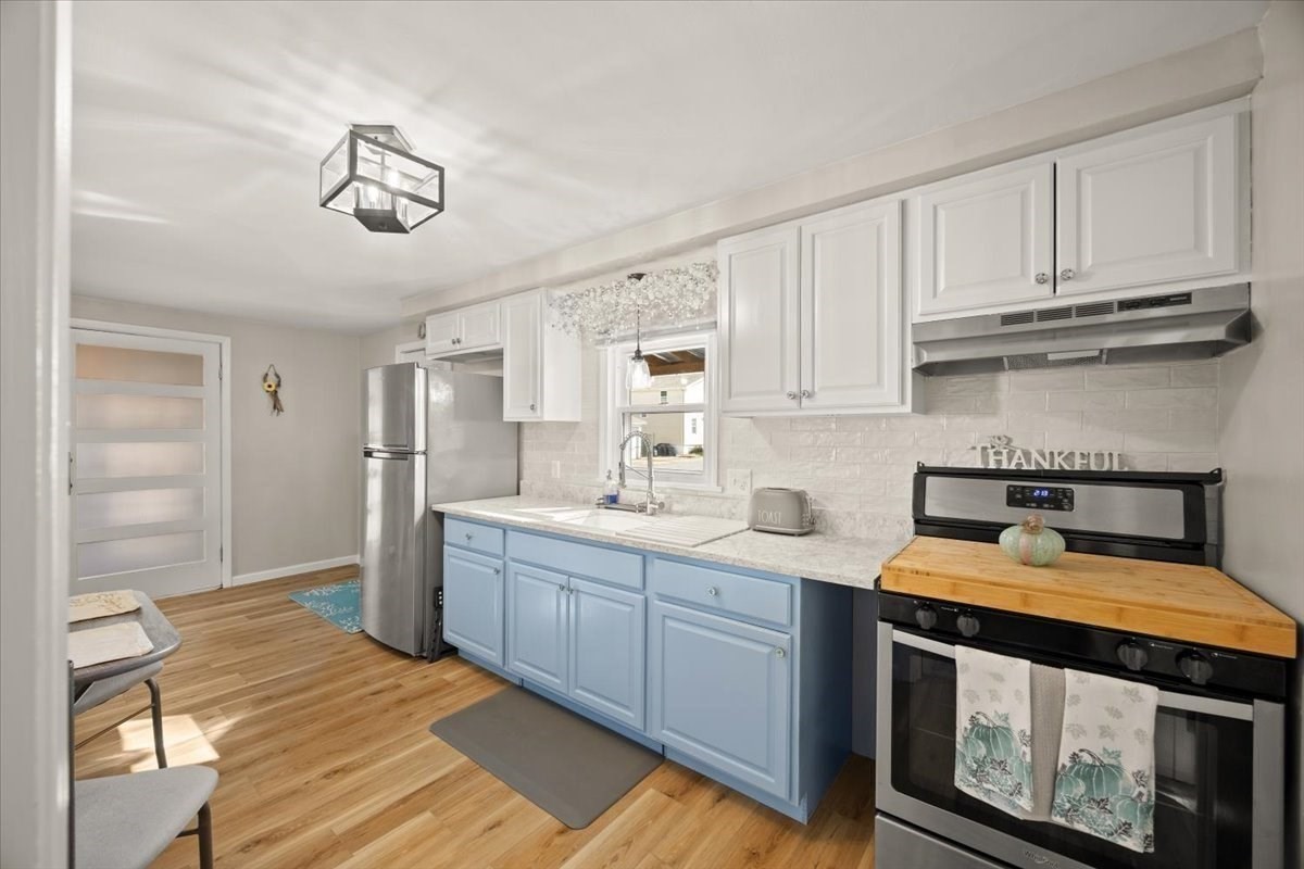 37 Sidney Ave Property Photo 9