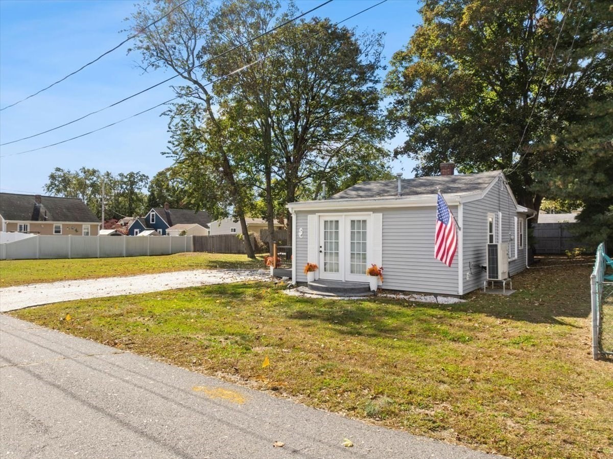 37 Sidney Ave Property Photo 23