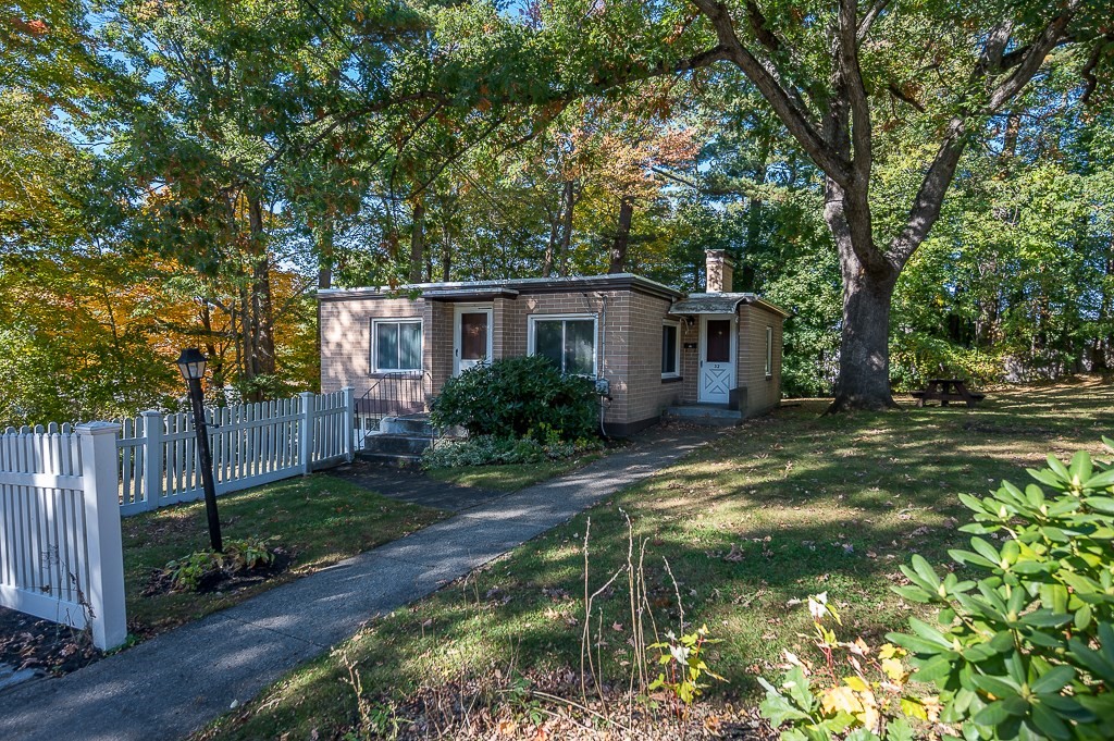 32 Tyson Rd Property Photo 3