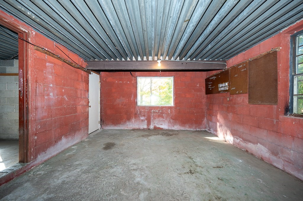 32 Tyson Rd Property Photo 29