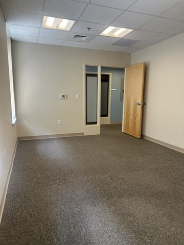 27 Prescott St # 2 Property Photo 13