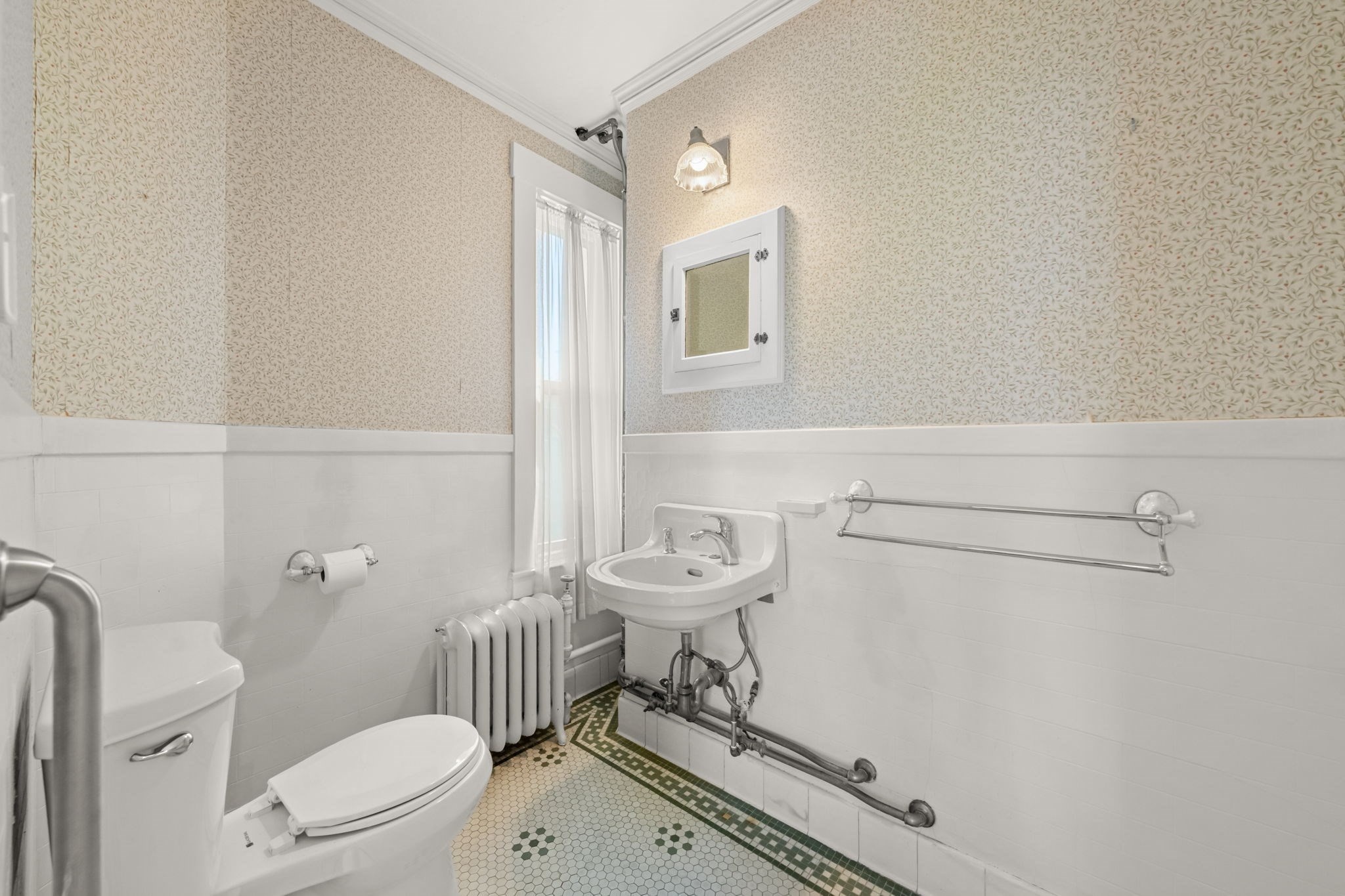 117 Cottage St Property Photo 25