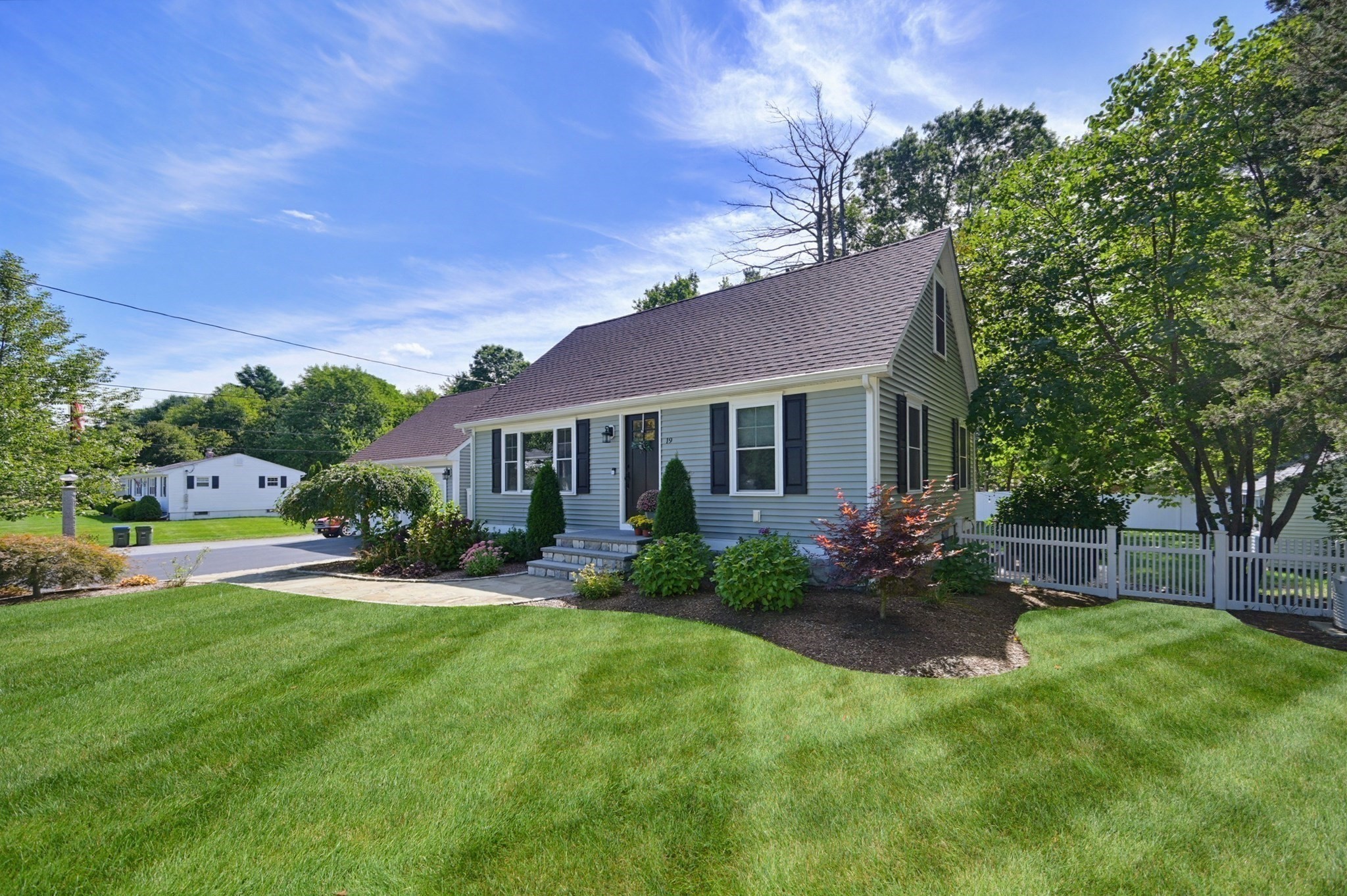 19 Walnut Street Property Photo 2