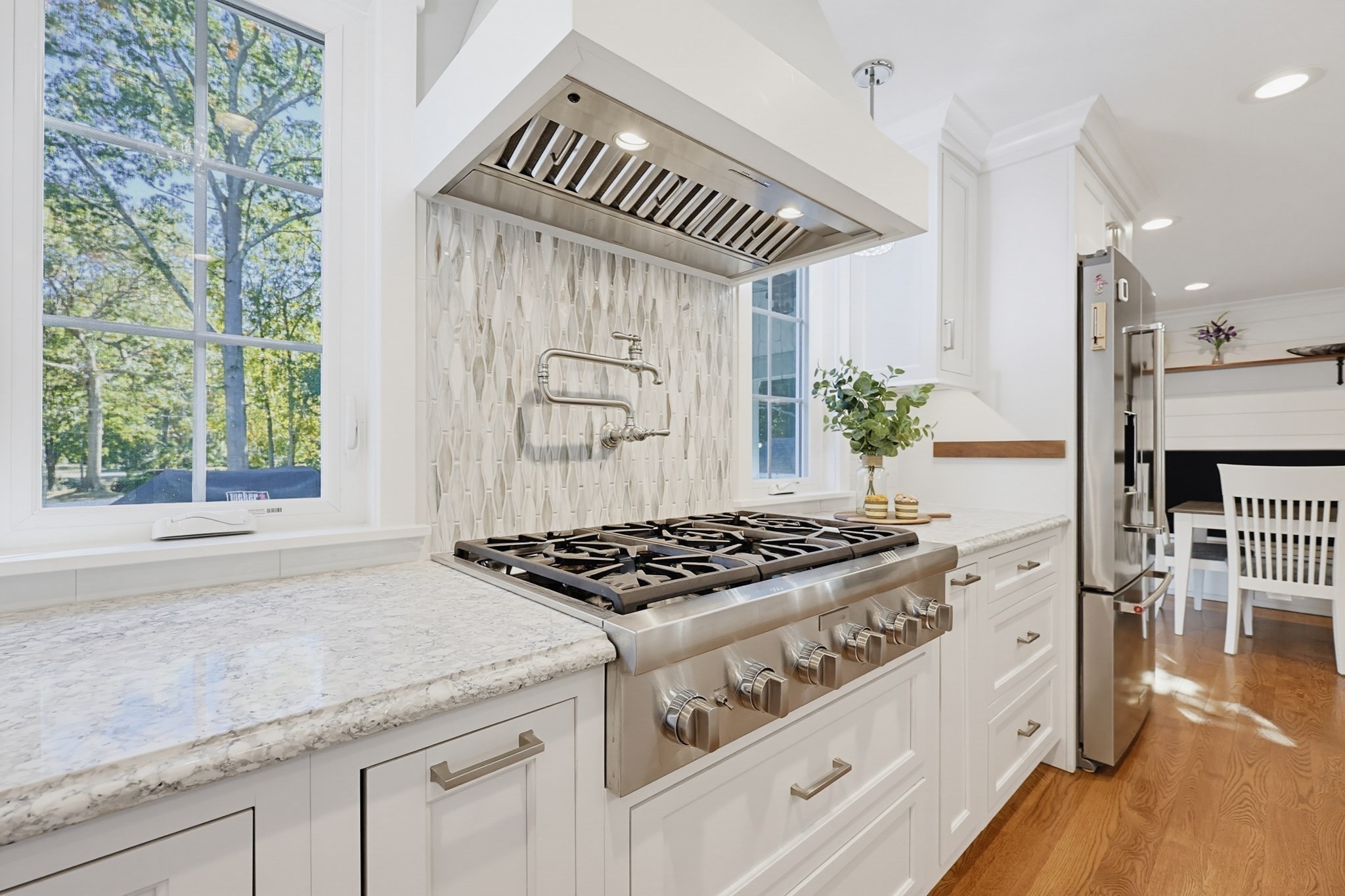 19 Walnut Street Property Photo 6