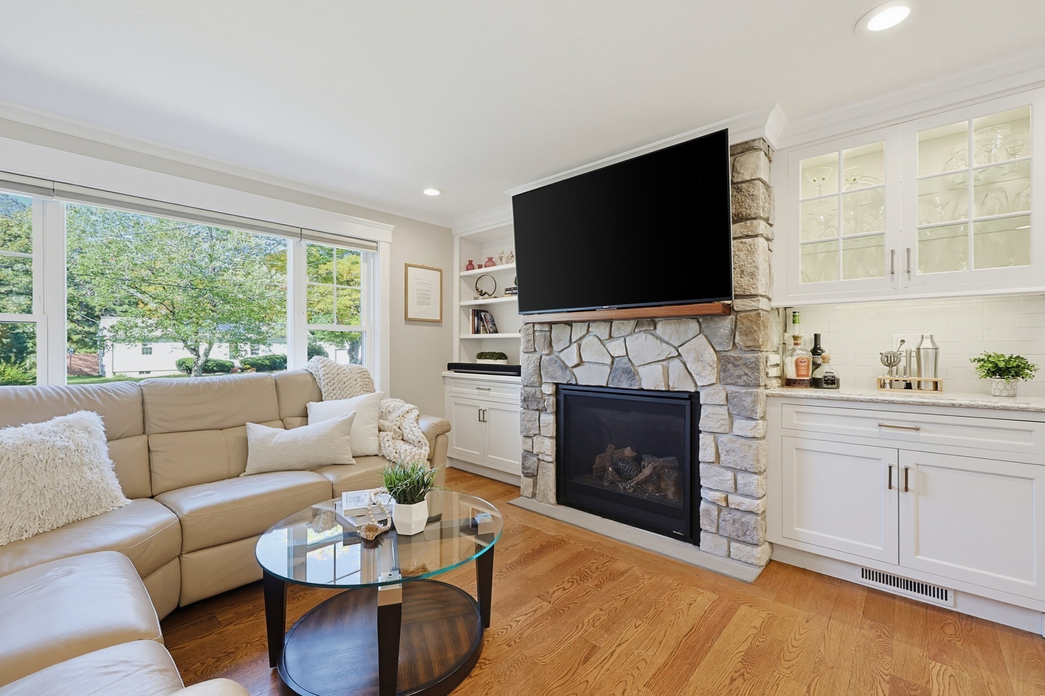 19 Walnut Street Property Photo 12