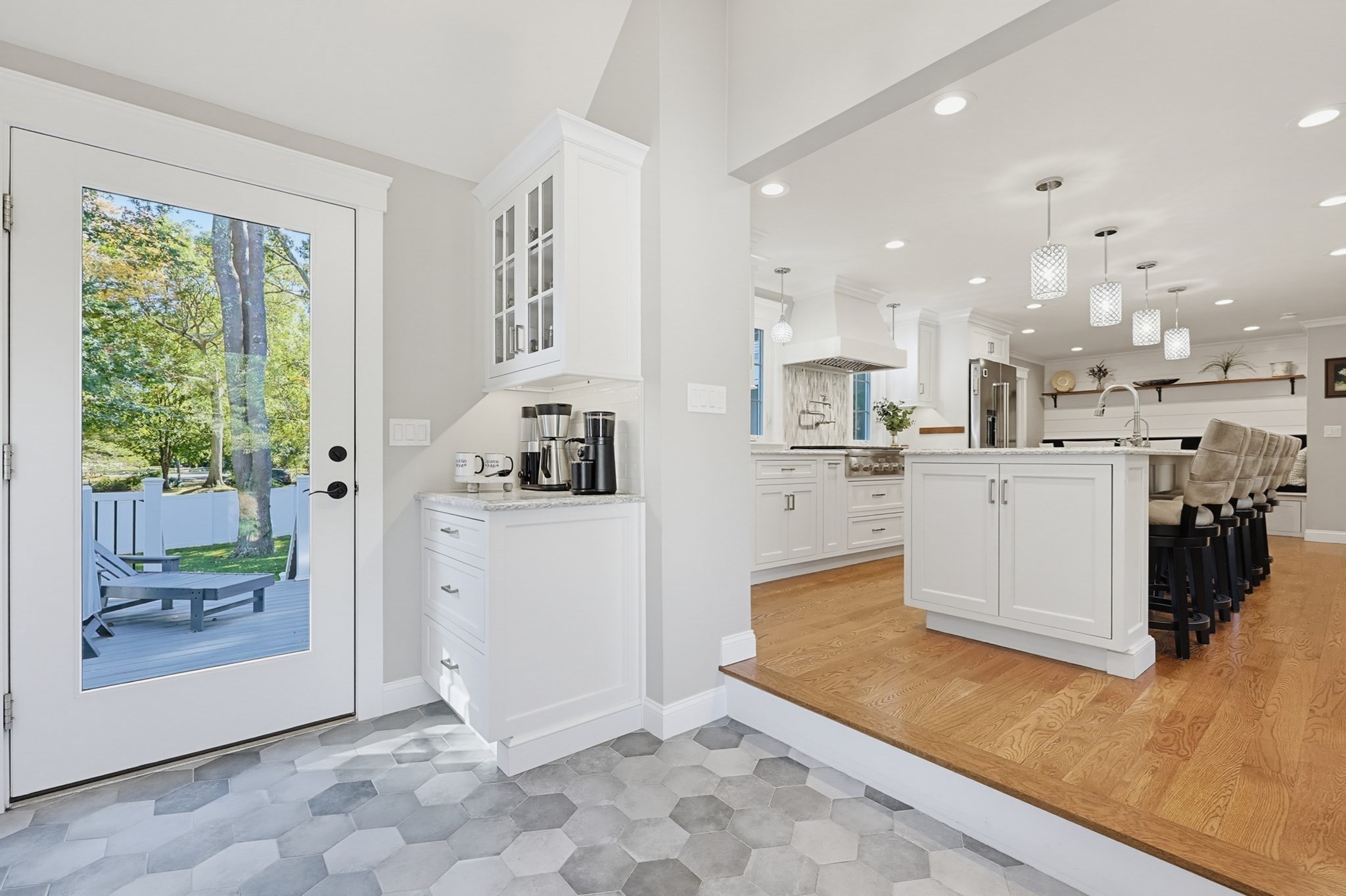19 Walnut Street Property Photo 17