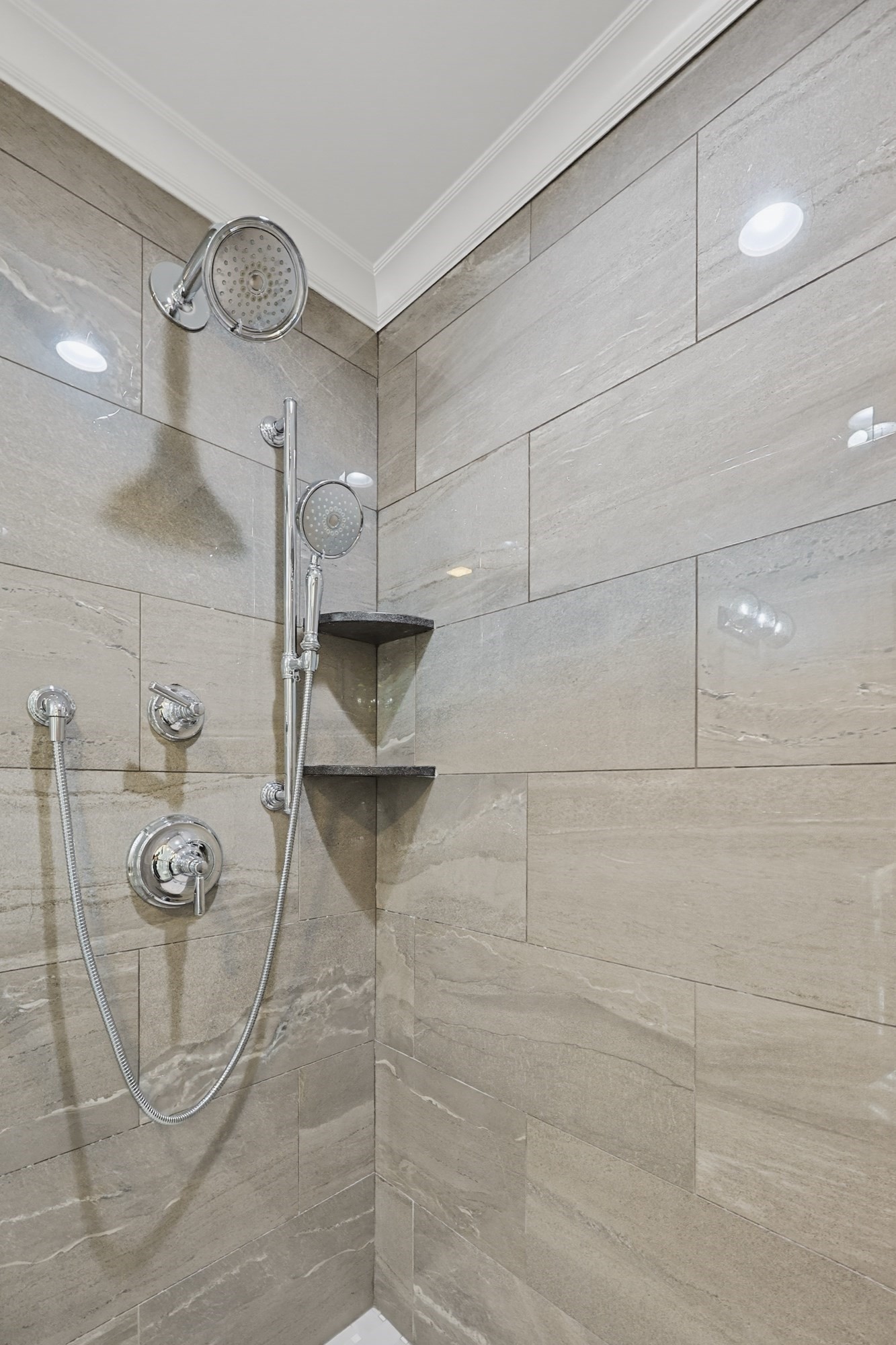 19 Walnut Street Property Photo 22