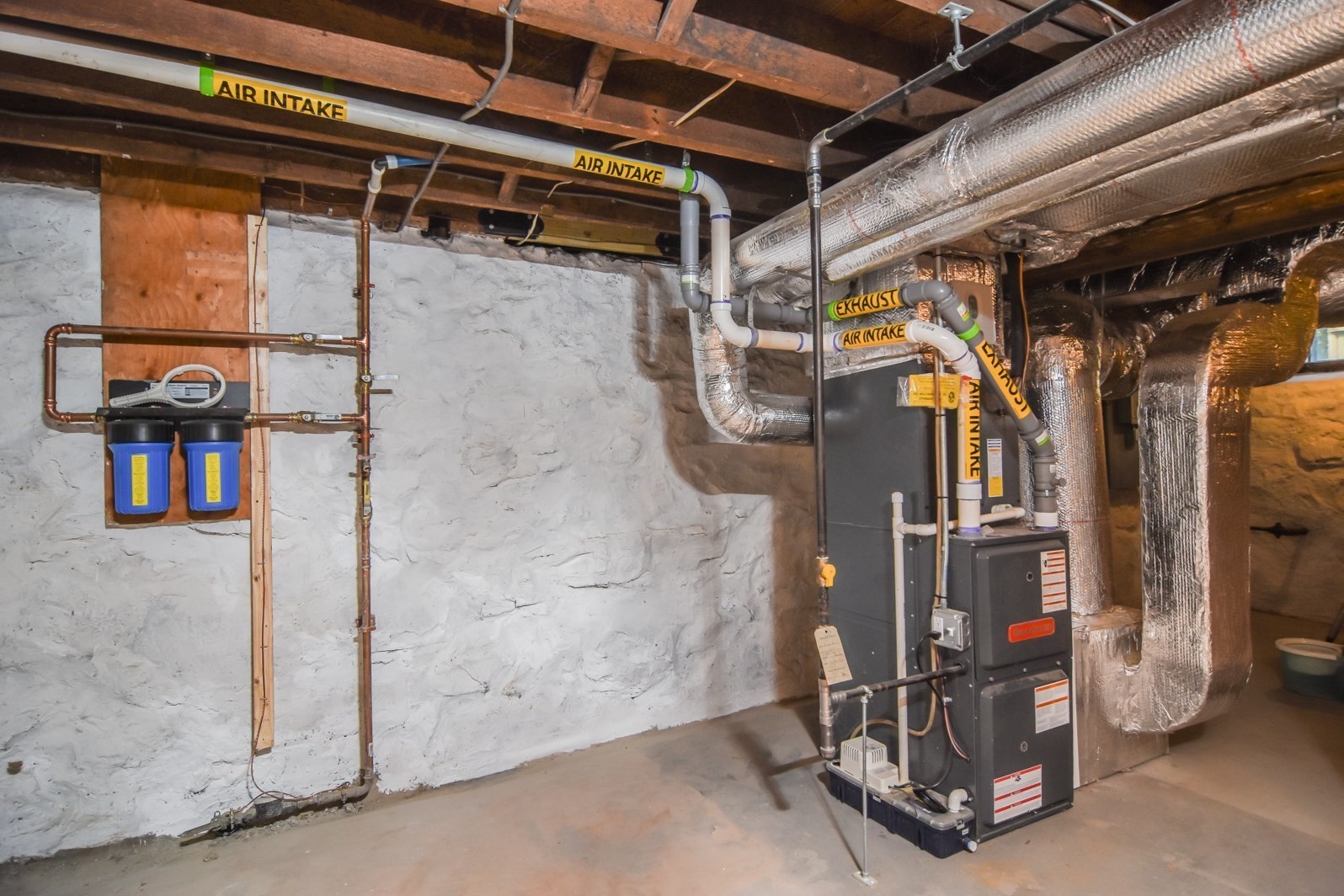 97 Dutcher St Property Photo 22