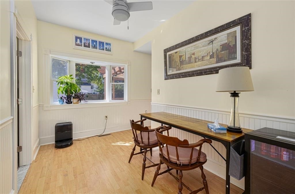 230 Martin St Property Photo 12