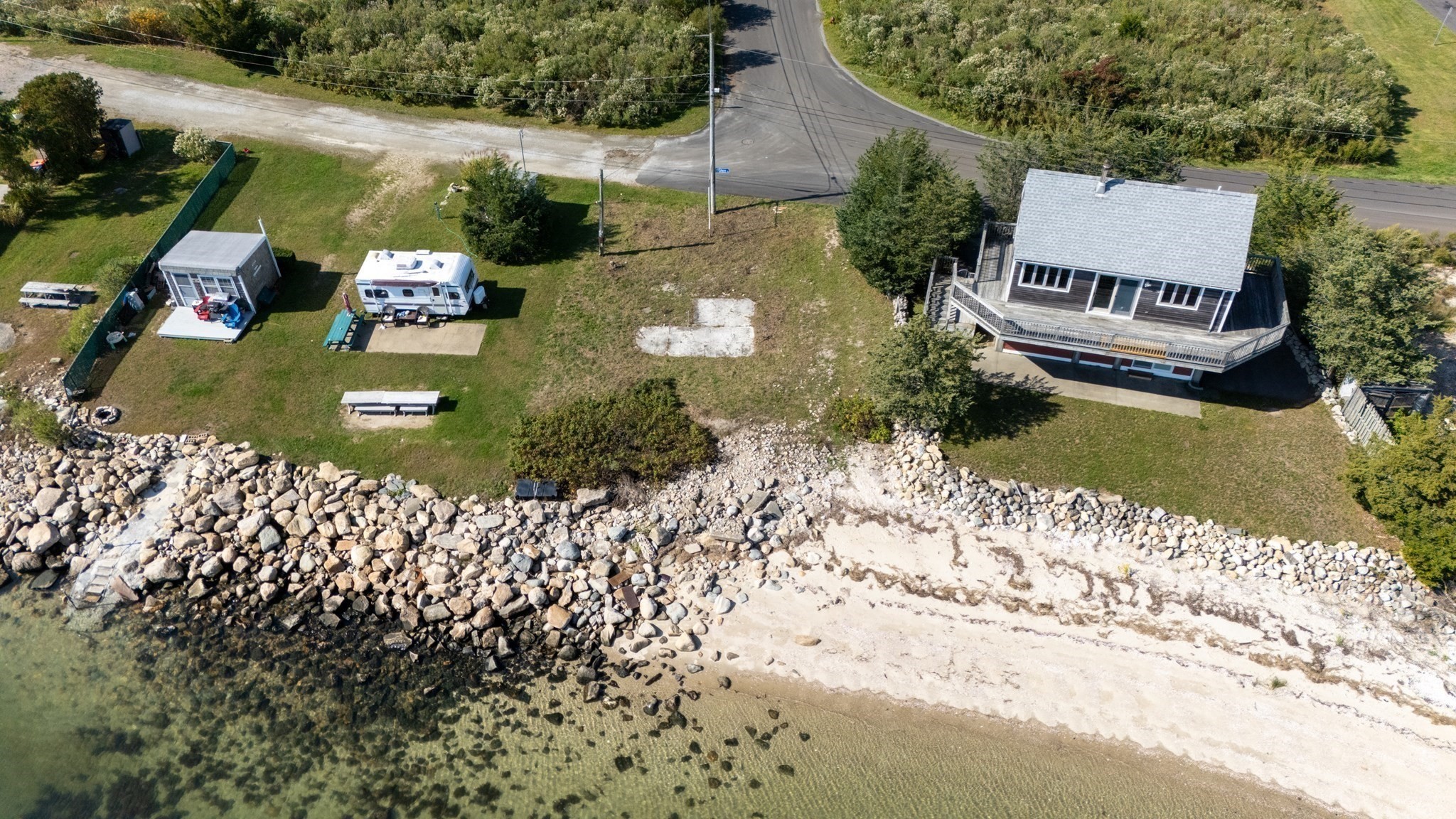 17 Shore Dr Property Photo 11