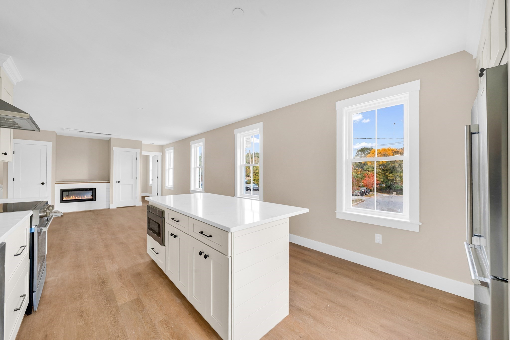 26 Friend Street # B Property Photo 6