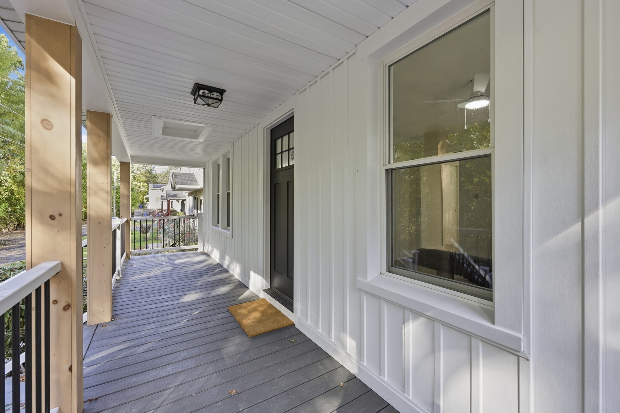 145 Moxon St Property Photo 4