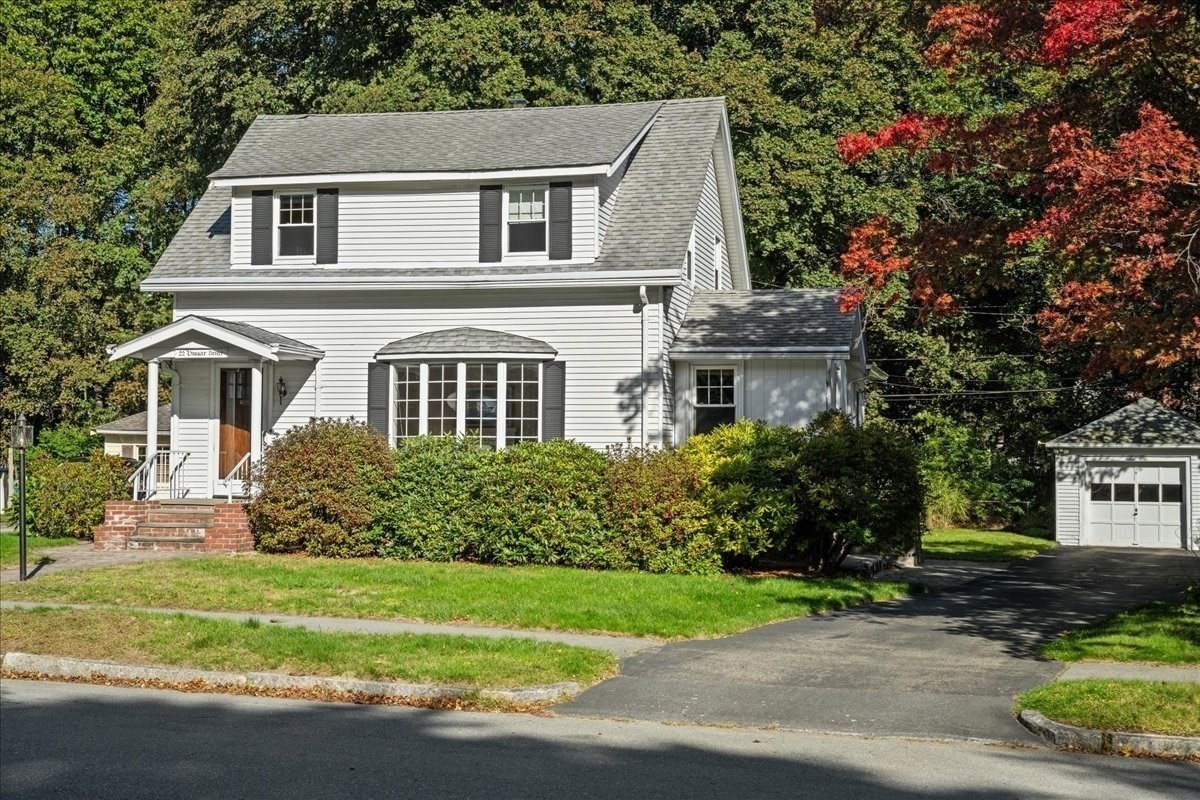 22 Vassar St Property Photo 1