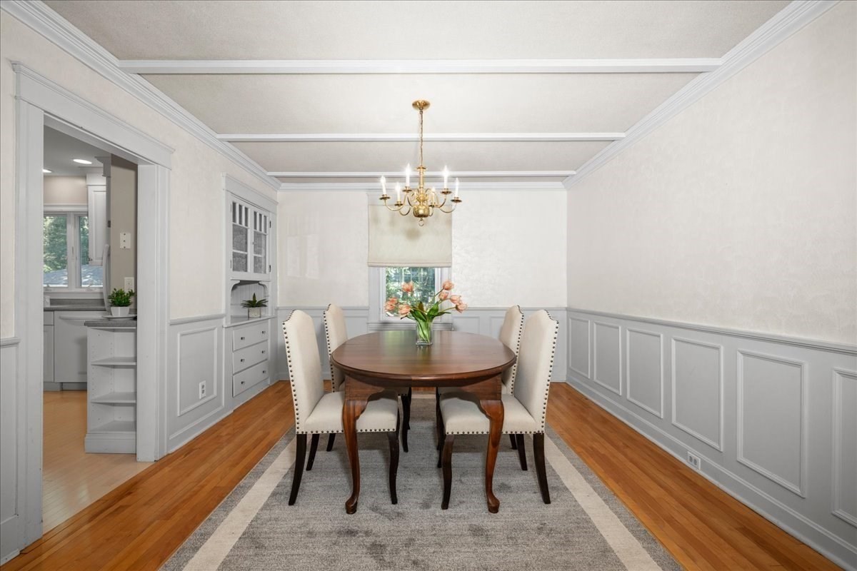 22 Vassar St Property Photo 8