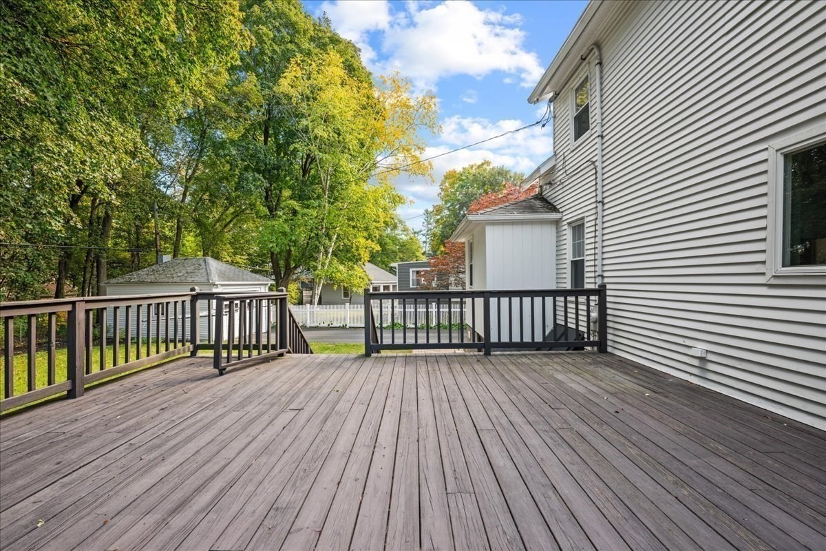 22 Vassar St Property Photo 33