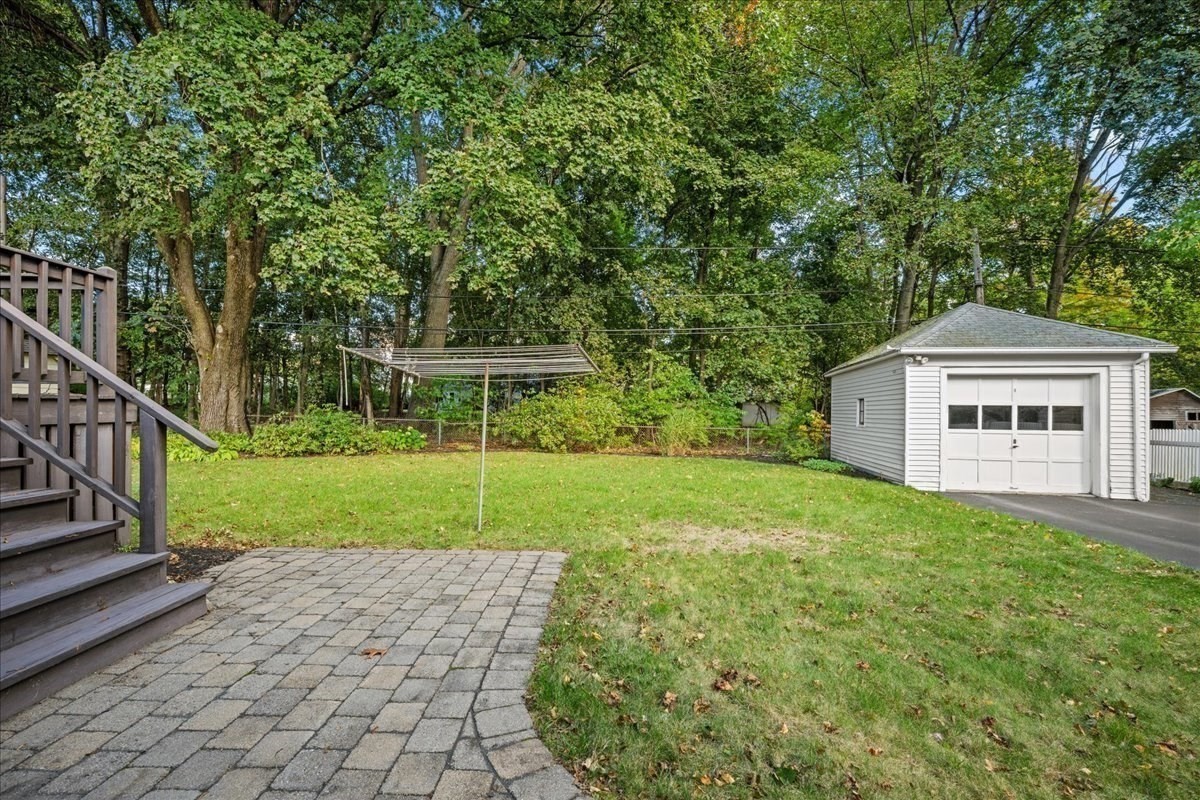 22 Vassar St Property Photo 35