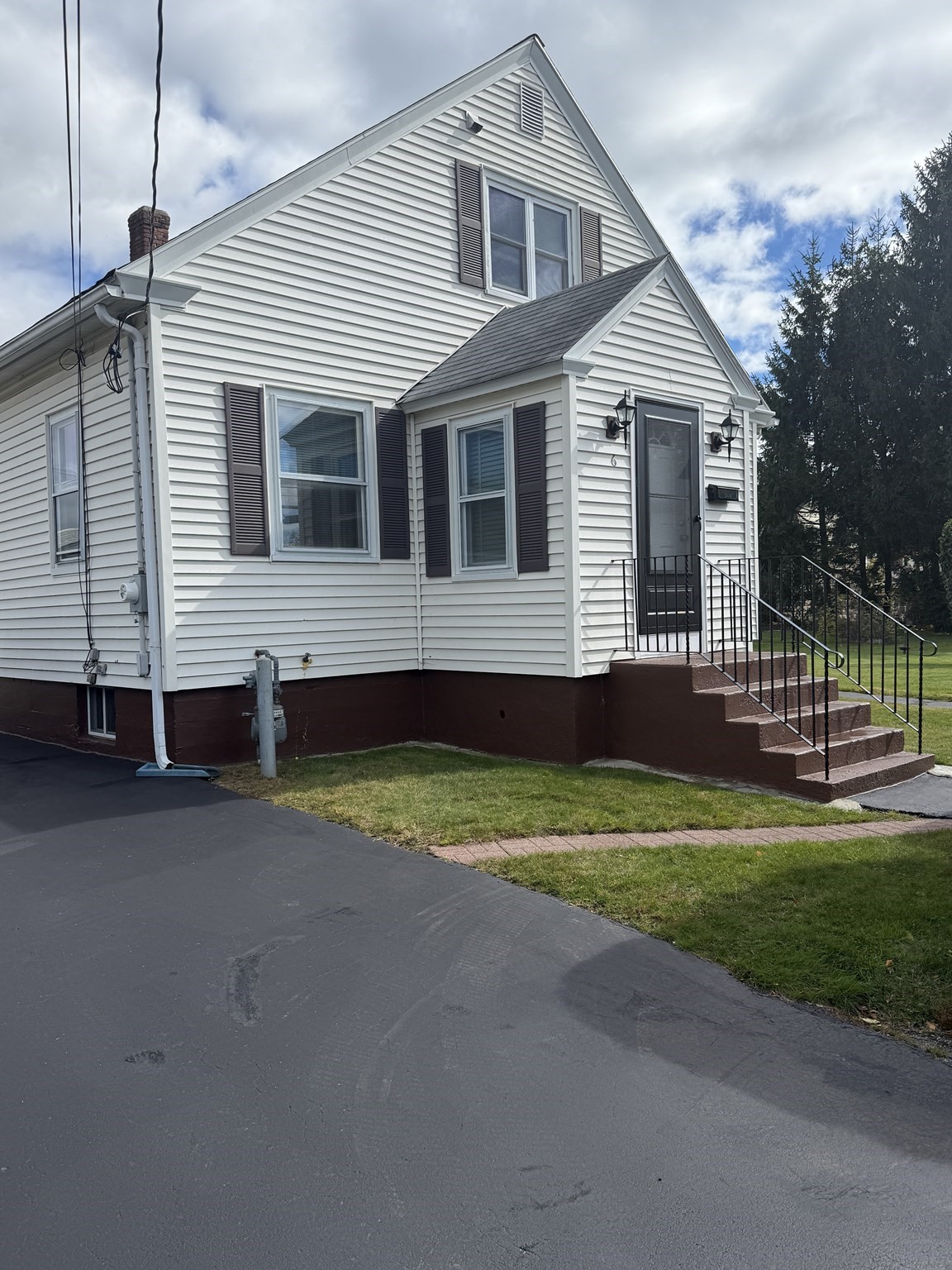 6 Dewey # 2 Property Photo 1