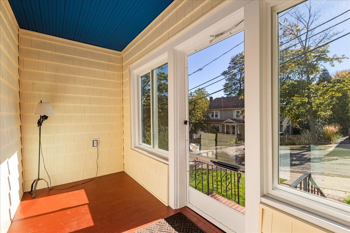 79 Menotomy Rd Property Photo 3