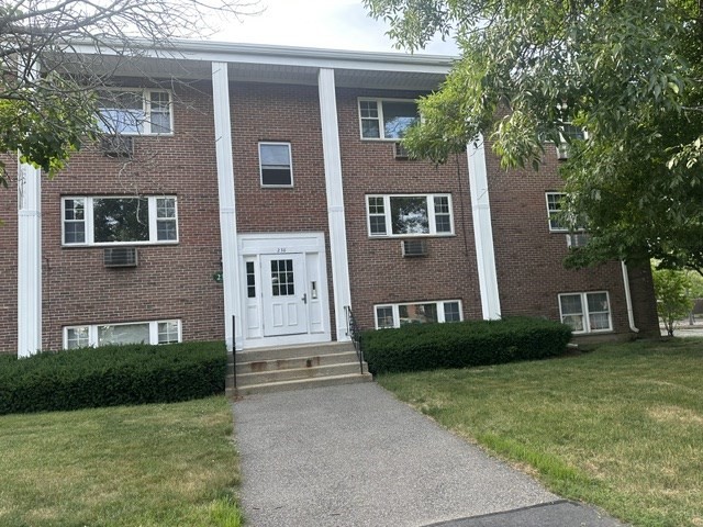 238 Rock St # 5 Property Photo 1