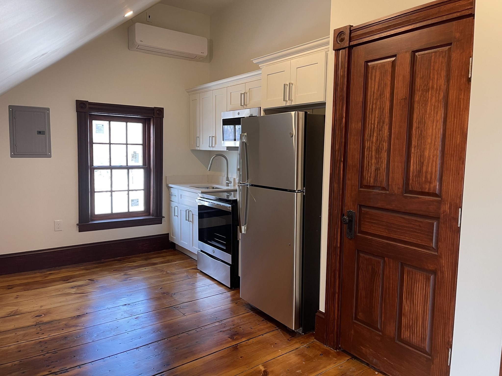 41 Summer St # 18 Property Photo 1