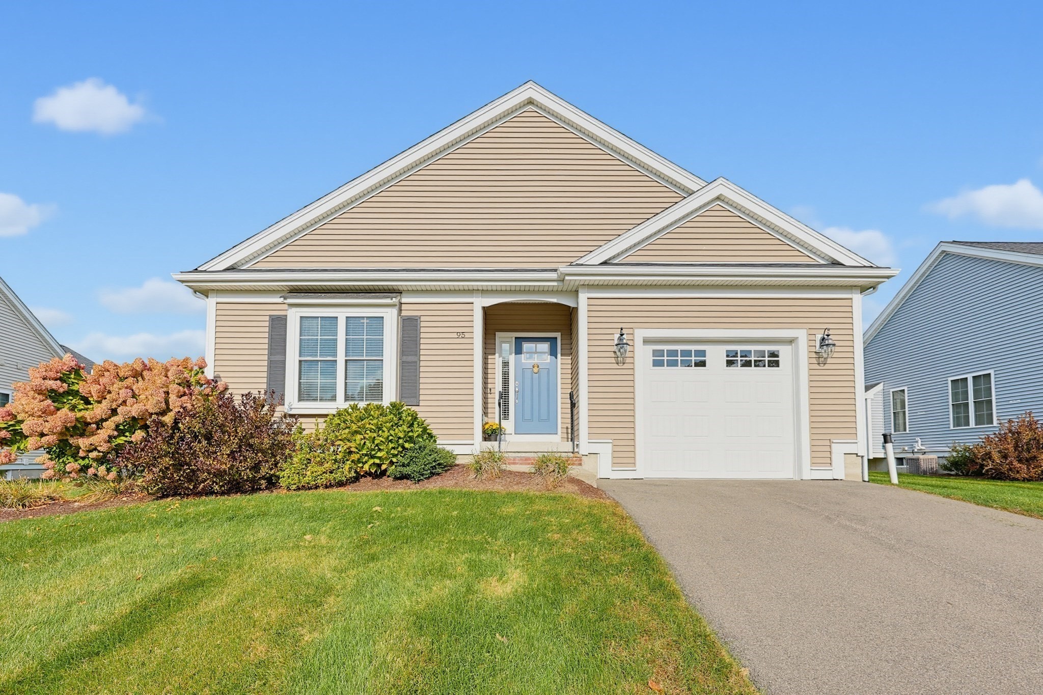 95 Partridge View Lane N