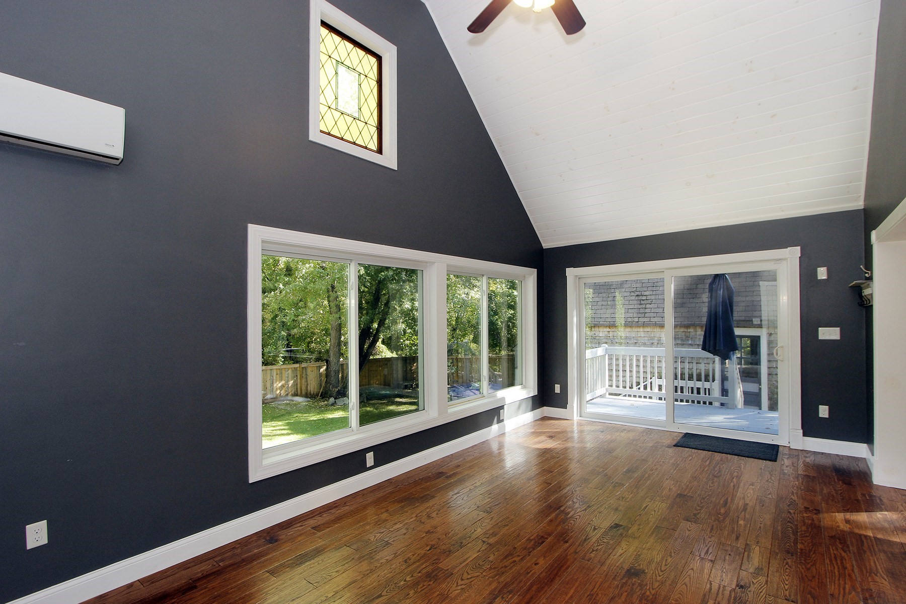 427 Bedford Street Property Photo 13
