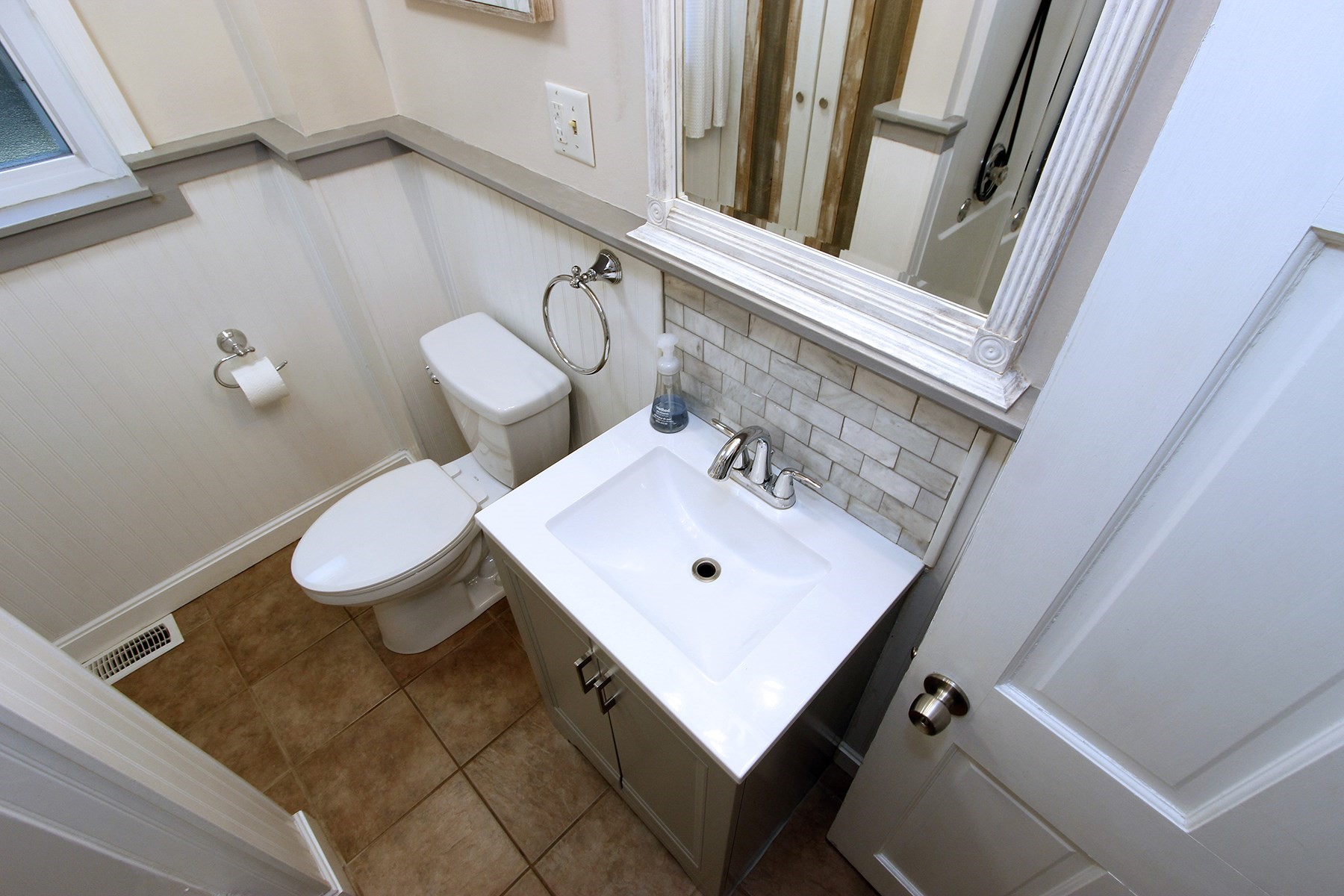 427 Bedford Street Property Photo 17