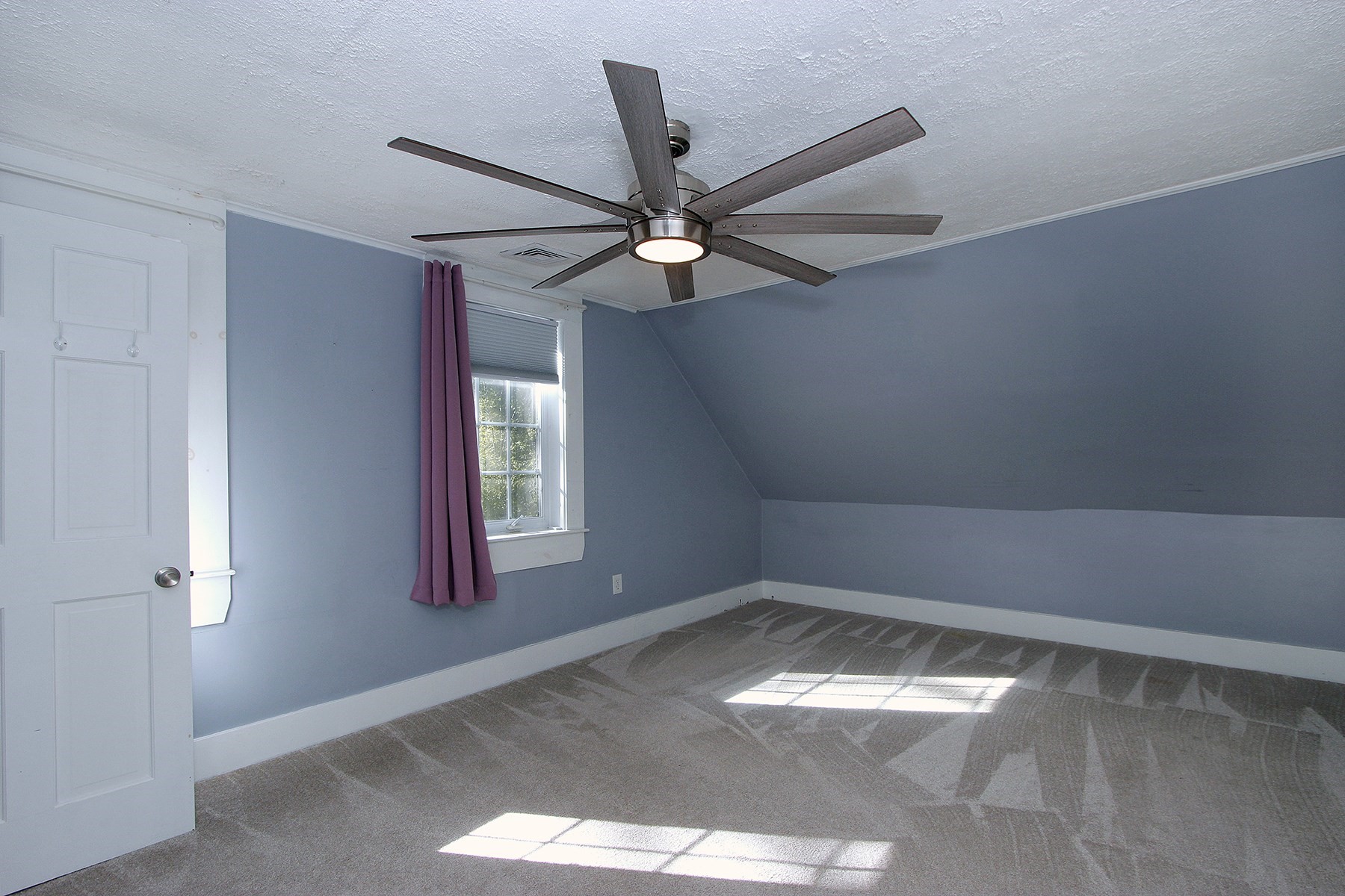 427 Bedford Street Property Photo 26