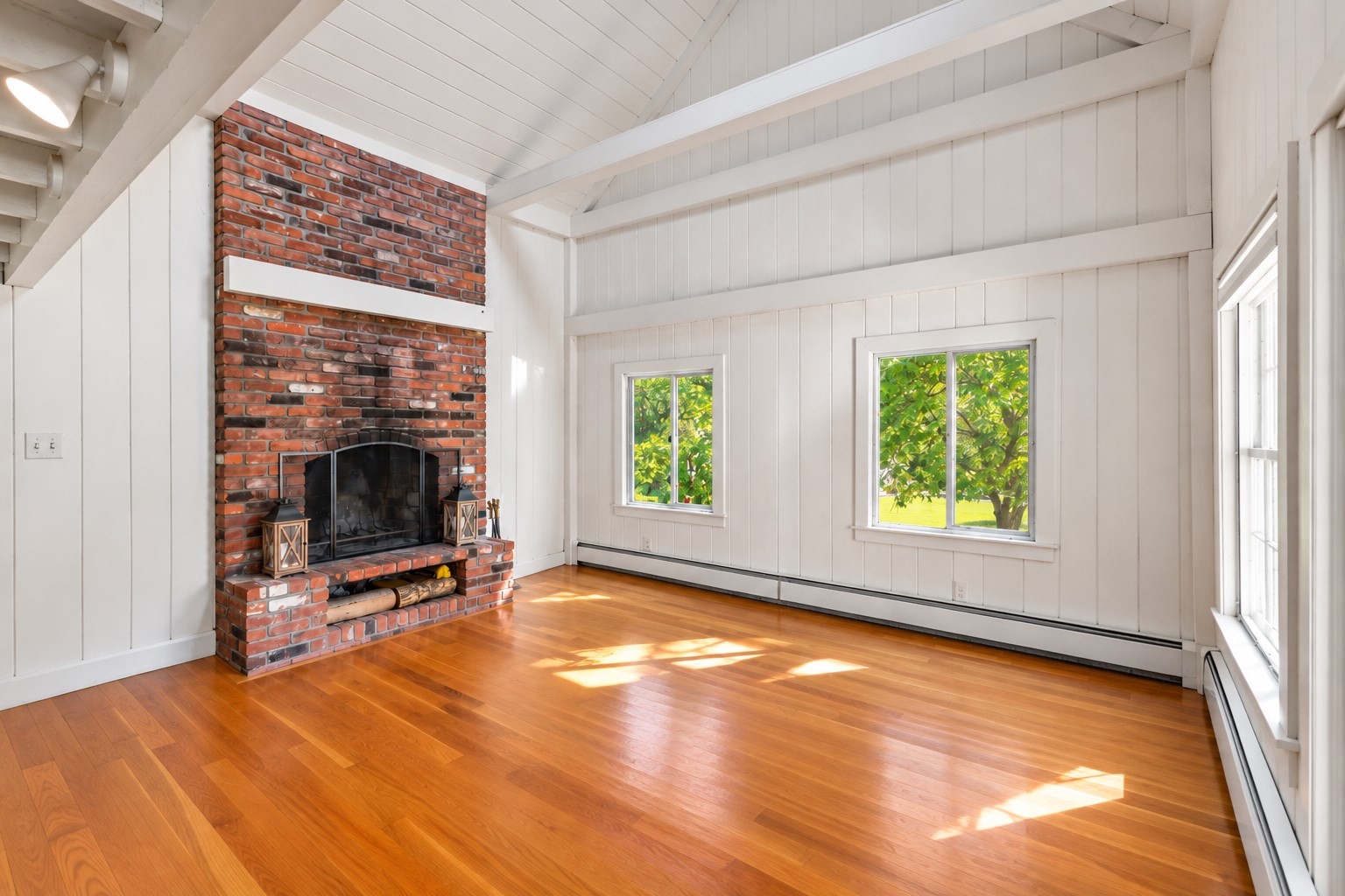 339 Boston Rd Property Photo 12