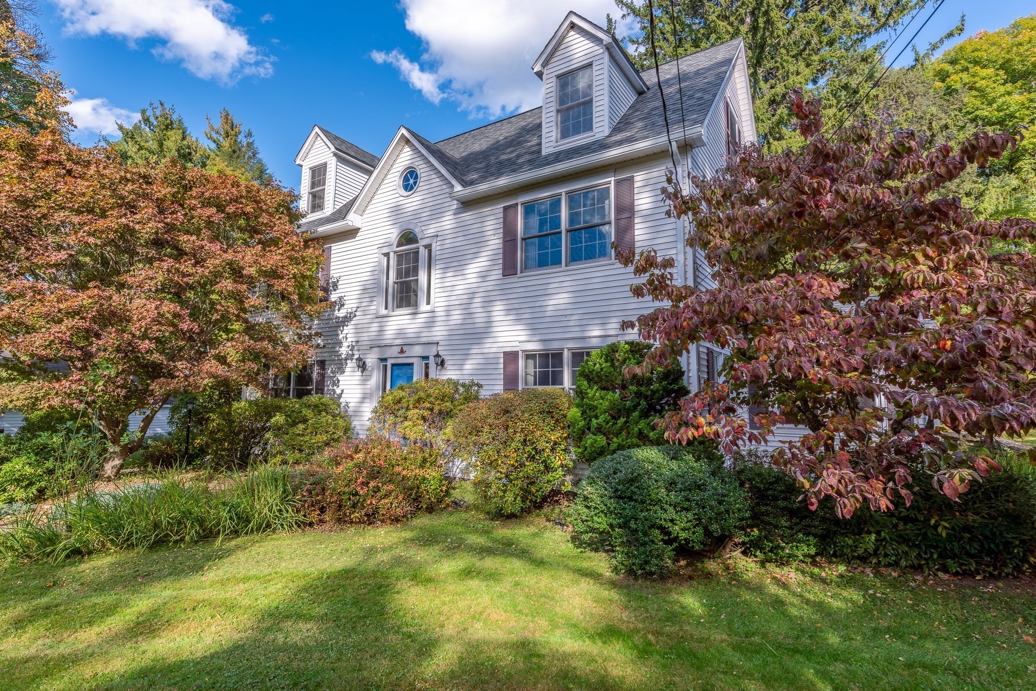 18 Dana St Property Photo 1