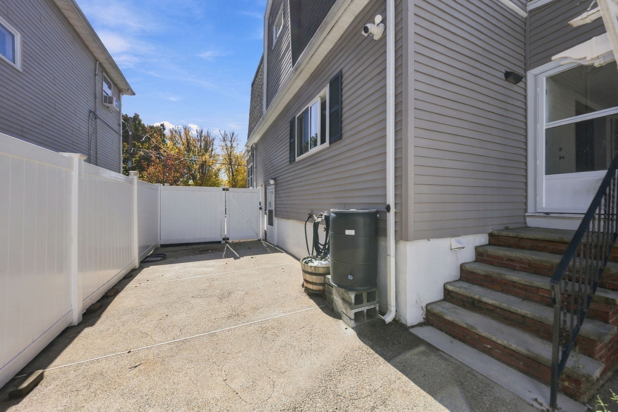 65 Second St Property Photo 34