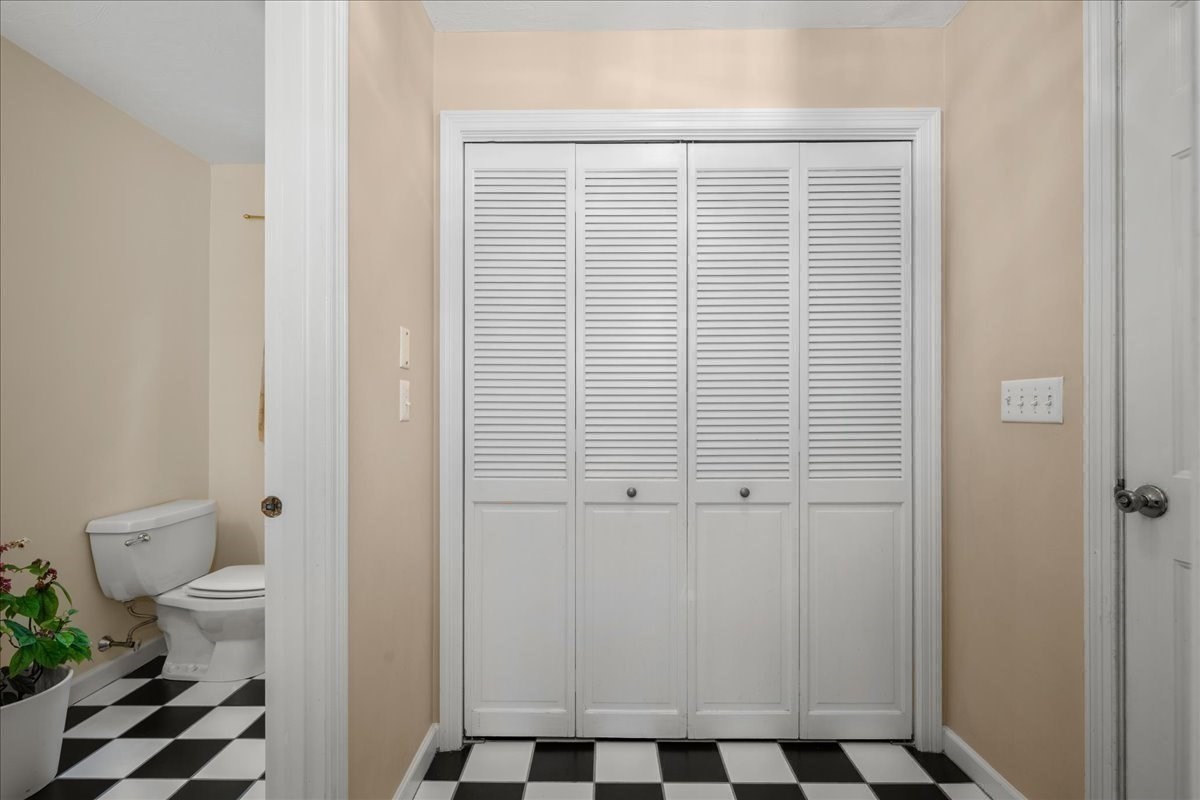 38 Hemlock Dr Property Photo 16