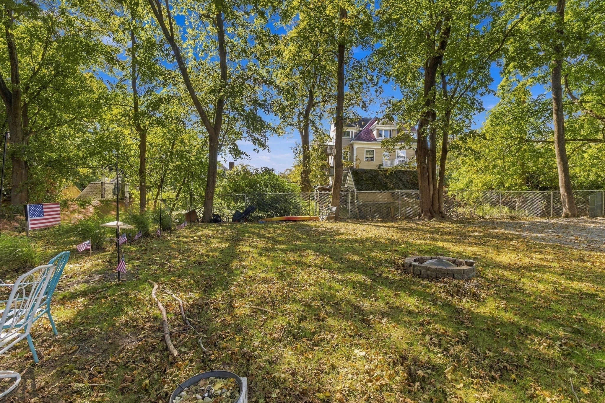 562 Newport Ave Property Photo 40