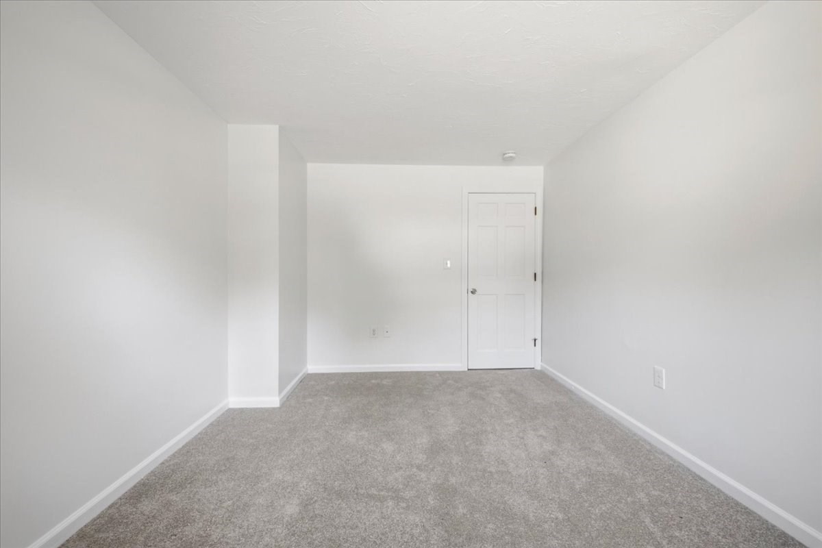 17 Flagstone Pl # 17 Property Photo 25