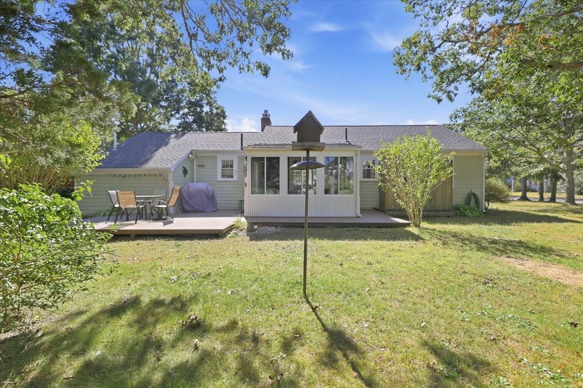 32 Scholl Av Property Photo 3