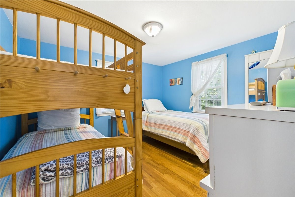 32 Scholl Av Property Photo 23