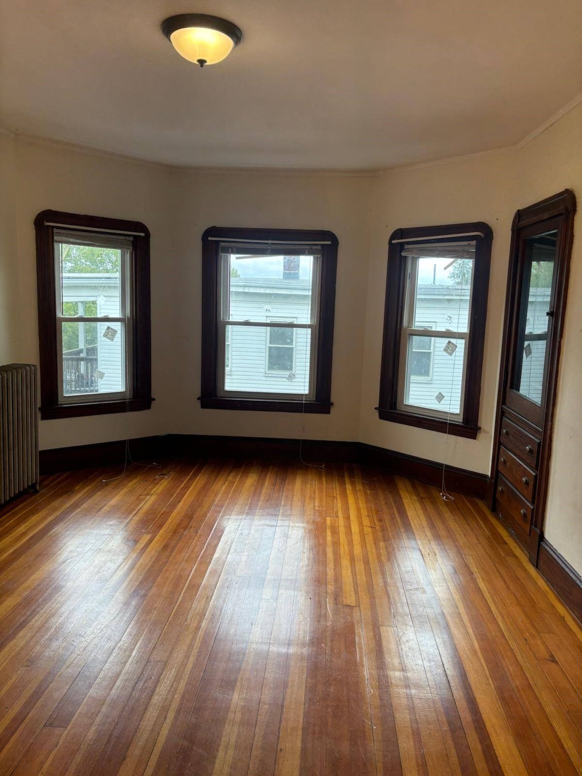 72 Richmond St # 3 Property Photo 8
