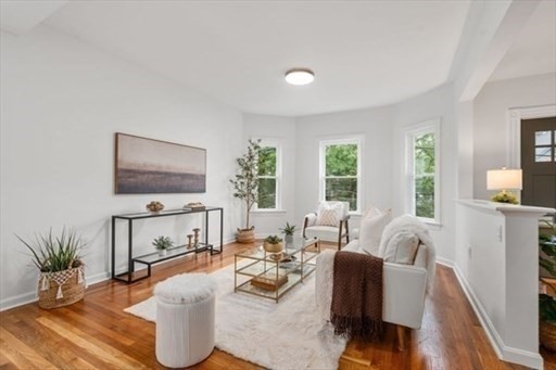 22 Charnwood Rd # B Property Photo 4