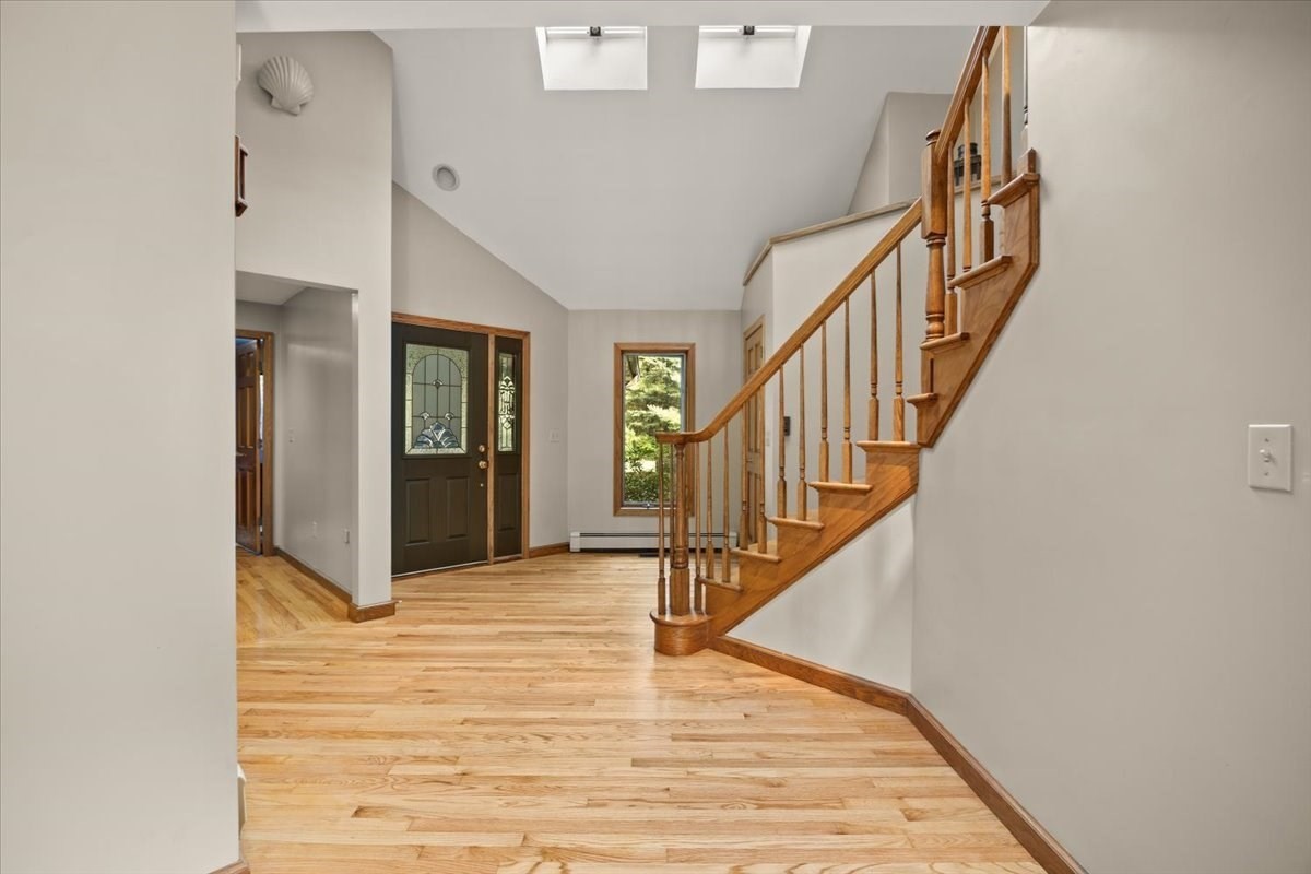 38 Purchase St Property Photo 5