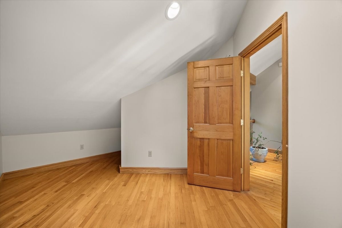 38 Purchase St Property Photo 20