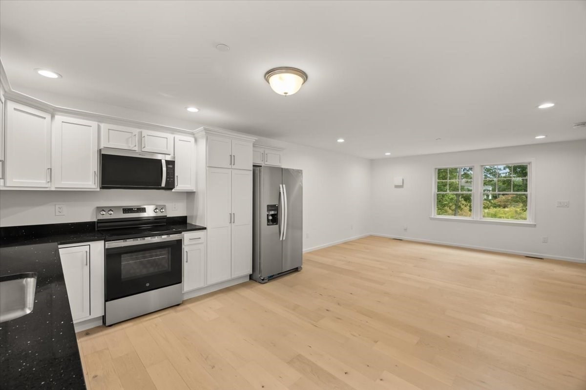 531 Foundry Street # D Property Photo 6