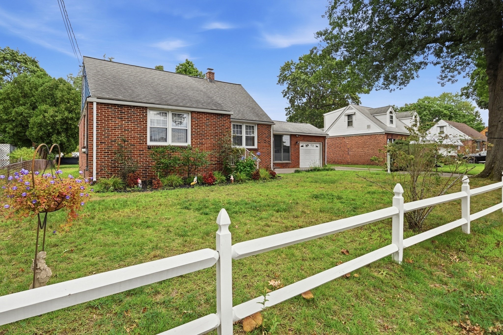 144 Beauregard Terrace Property Photo 6
