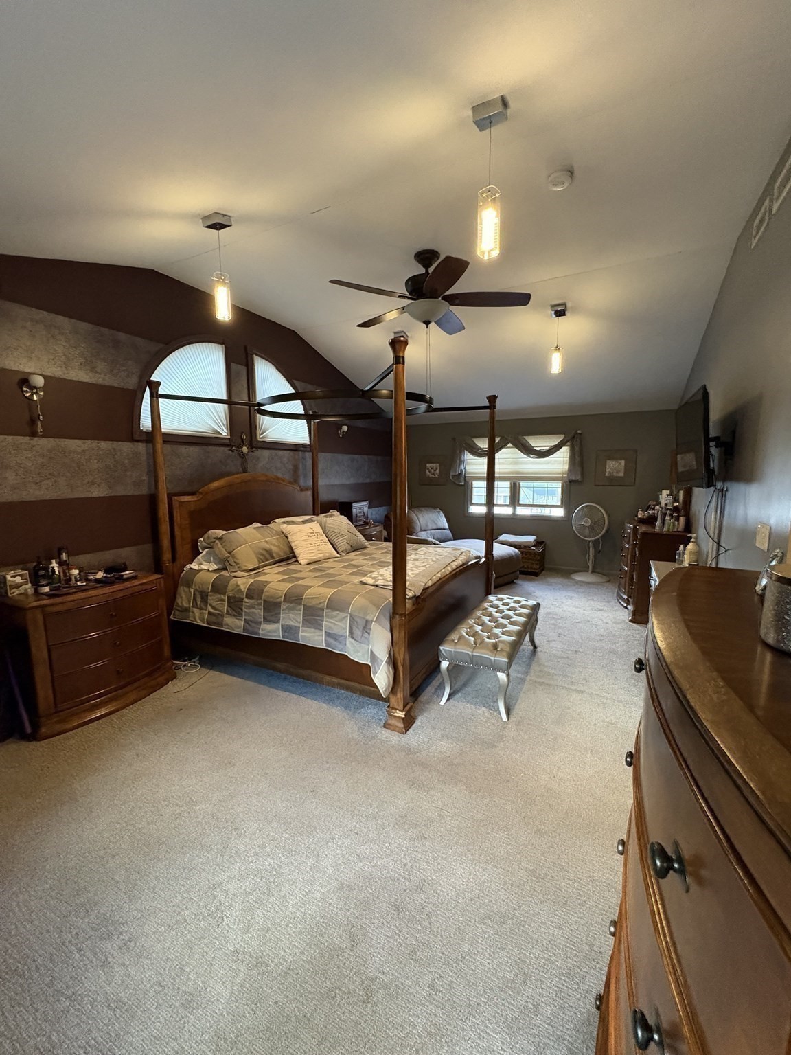 24 Tumelty Property Photo 18