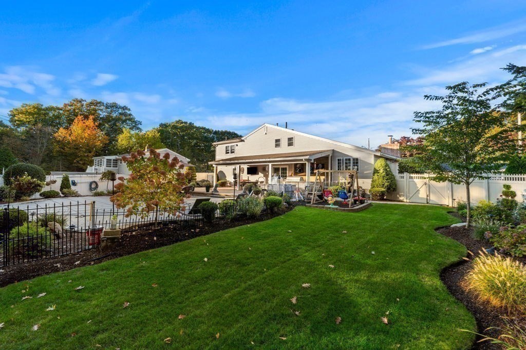 24 Tumelty Property Photo 36