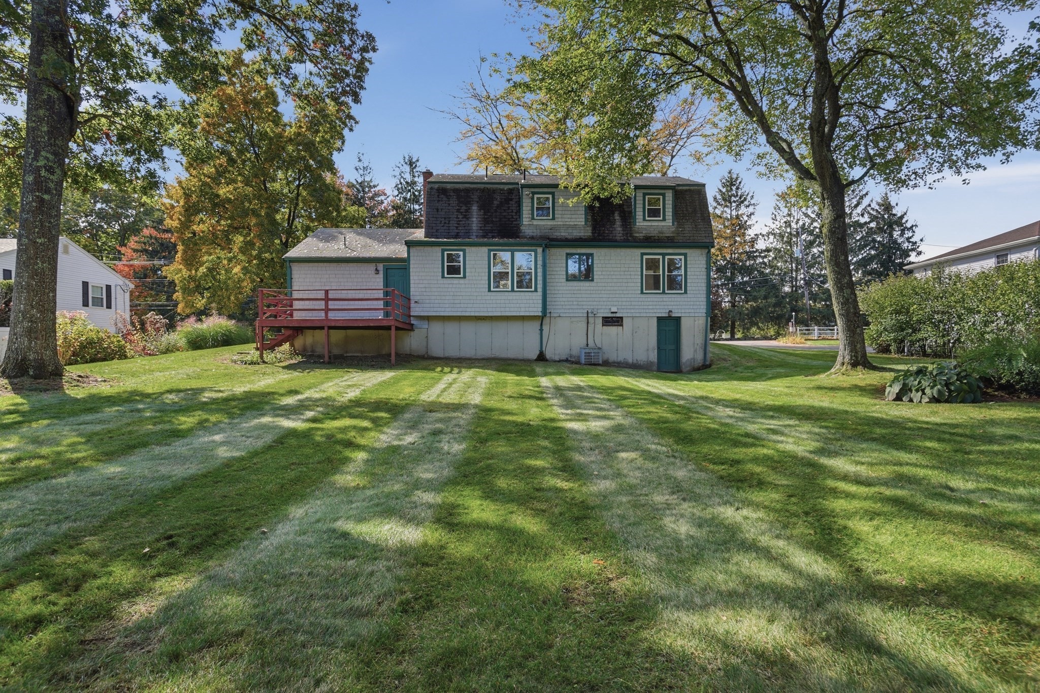 99 Highland Street Property Photo 32