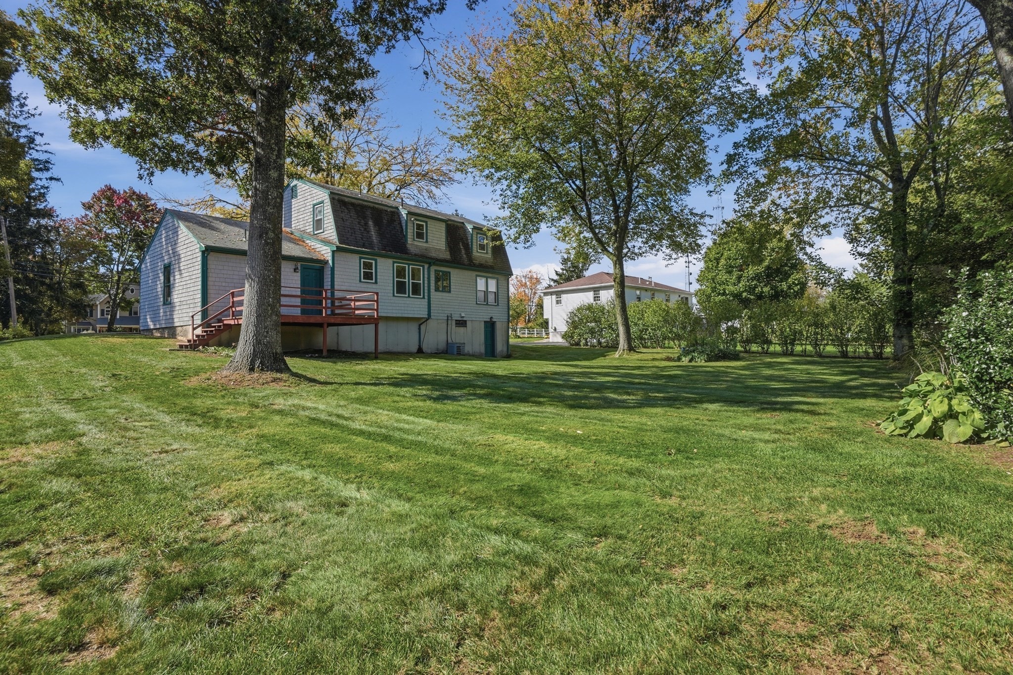 99 Highland Street Property Photo 34