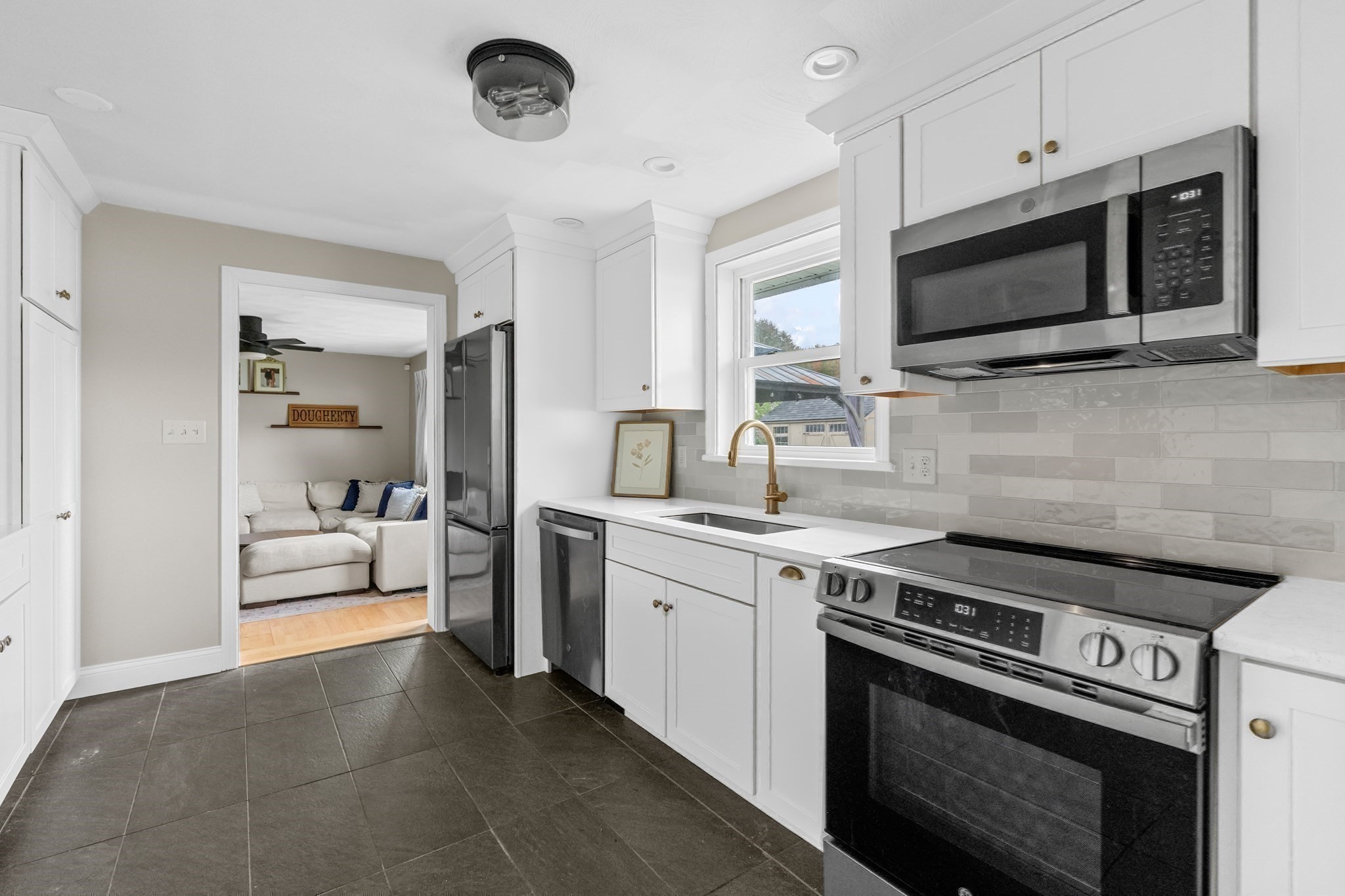 29 Ernest St. Property Photo 15