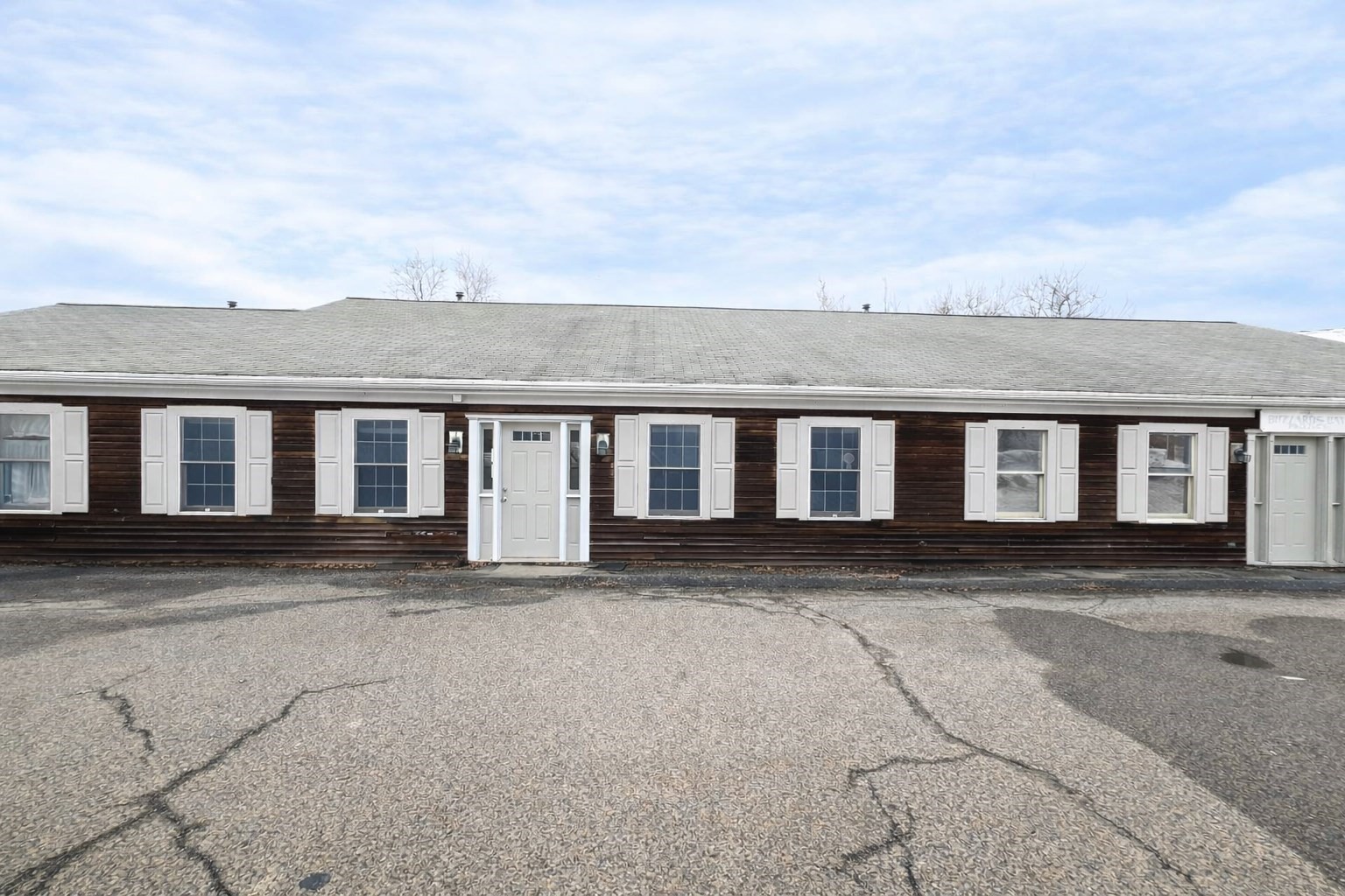 2870 Cranberry Hwy Property Photo 1