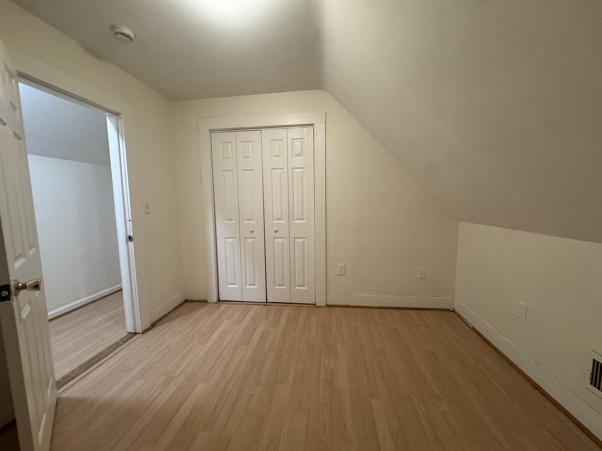5 Gilman Ter Property Photo 10