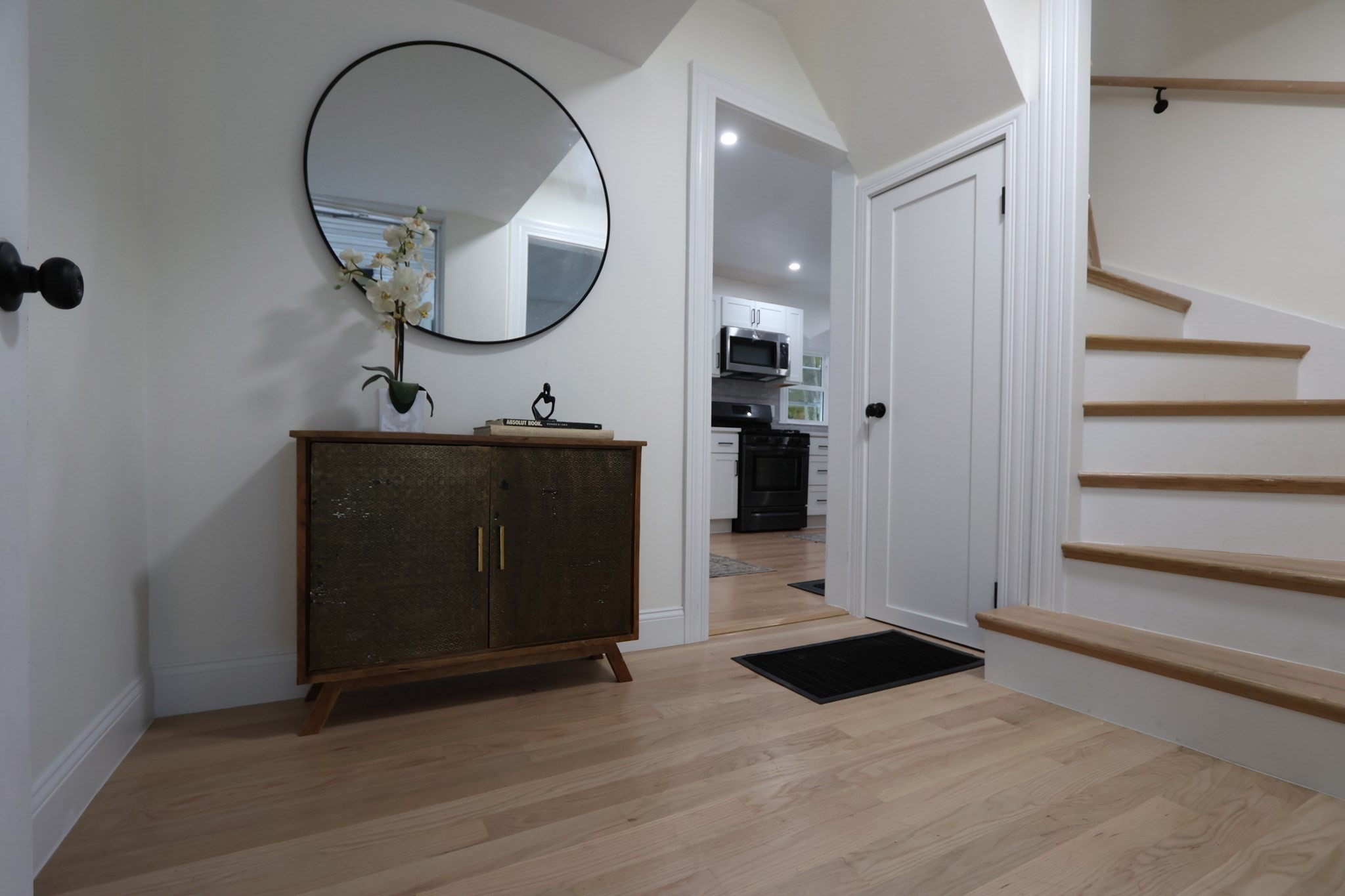 8 Curve St Property Photo 1